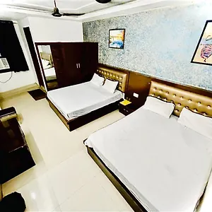 Hotel Blue Rose International, Family, Agra (Uttar Pradesh)