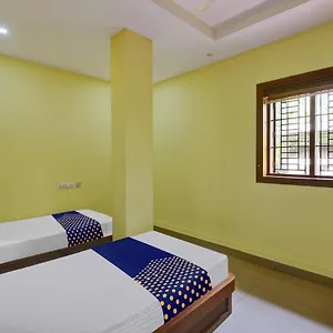Oyo Spot On 81130 Manorama Residency Hotel Kannur