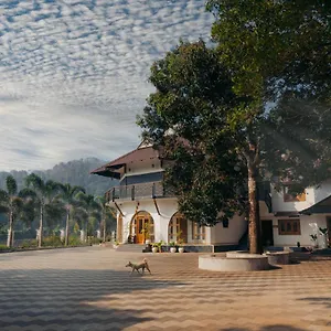 La Cascade Resort Athirappilly