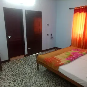 Marayoor Tourist Hotel Munnar